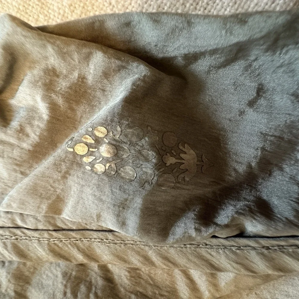 Free People FP‎ Movement Shorts Athletic Sz Small Gray 